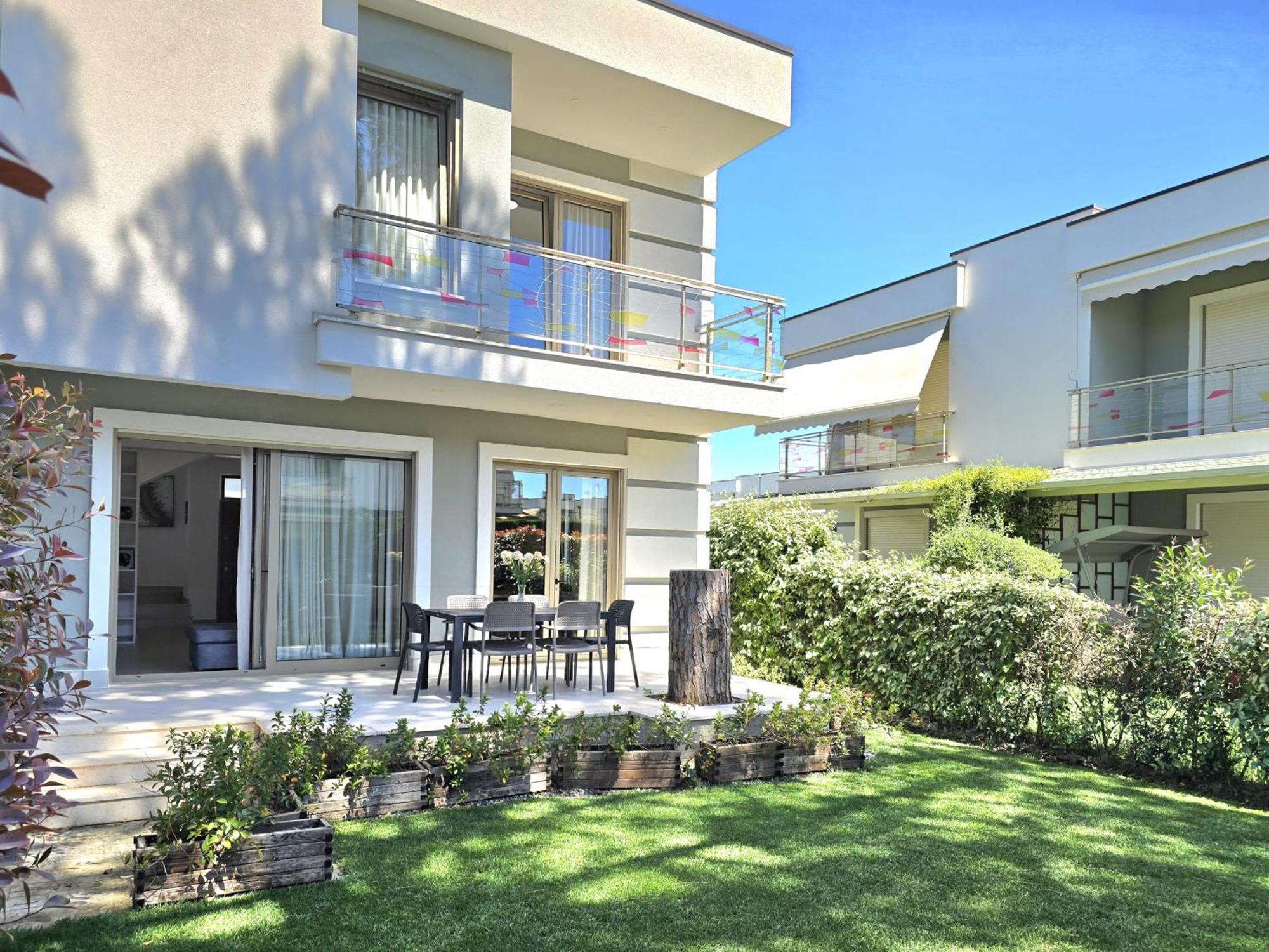 Modern Villas At Perla Resort Durres Exterior photo