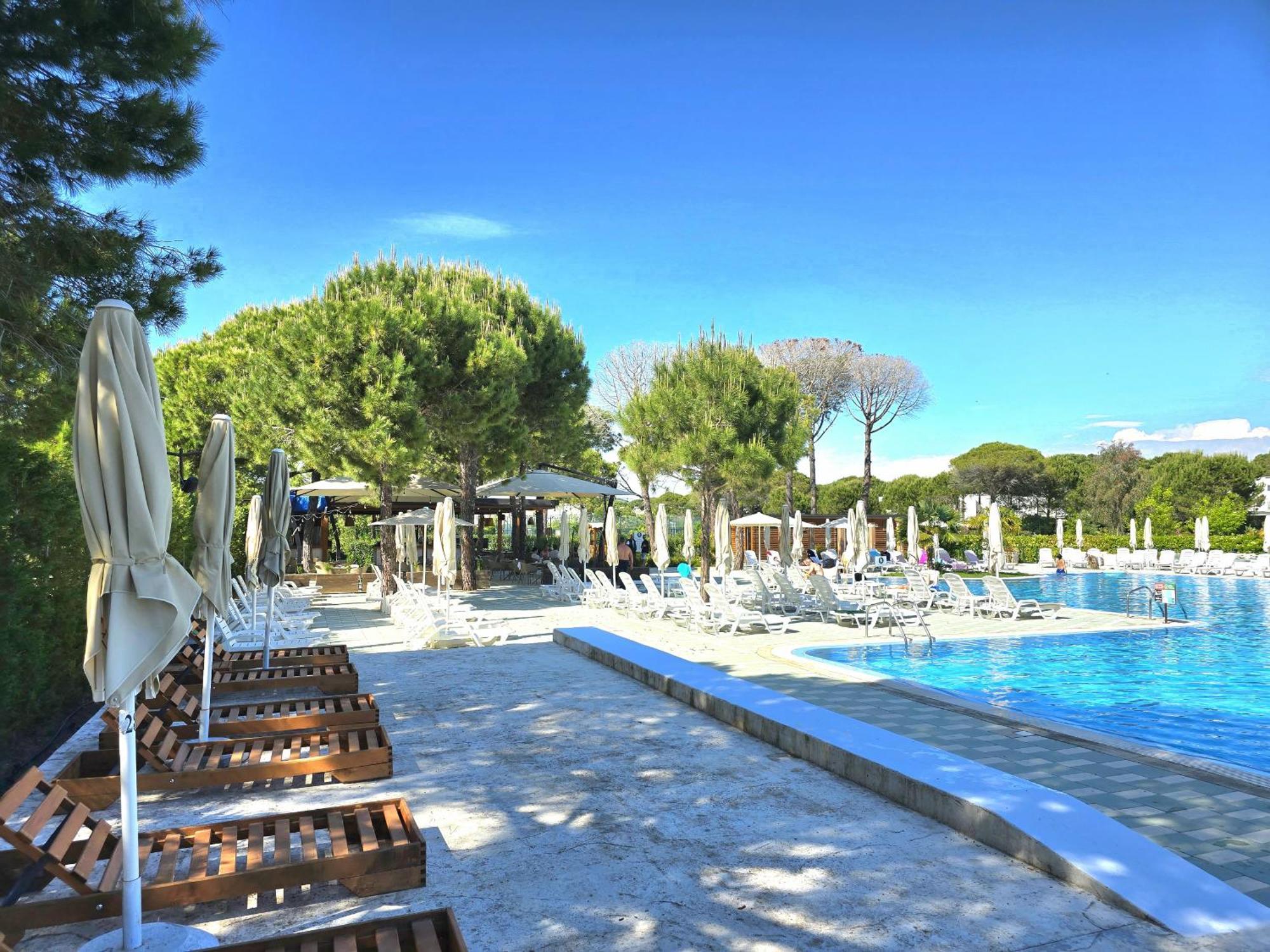 Modern Villas At Perla Resort Durres Exterior photo